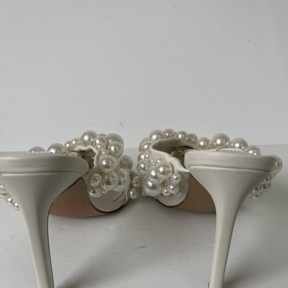 Steve Madden Duri Pearl-Embellished Slide Sandals – White – Size 6.5M – NWOB - Picture 4 of 10